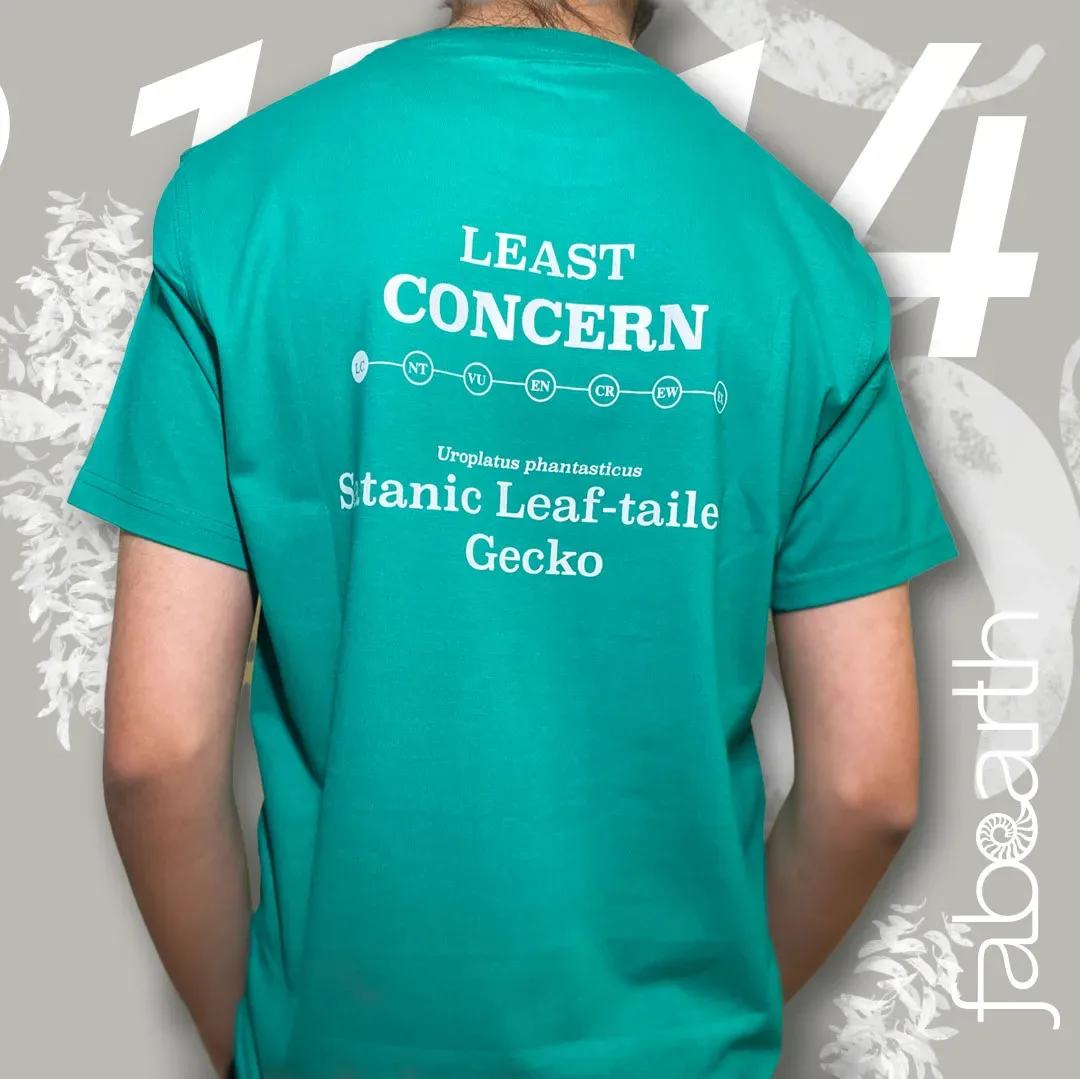 Satanic Leaf-tailed Gecko (Uroplatus phantasticus) T-shirt Regular Unisex Teal with original wildlife artwork, Least Concern species — view 4 of 4
